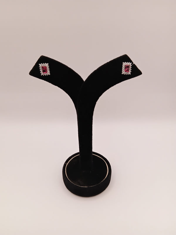 Pink stone stud earring