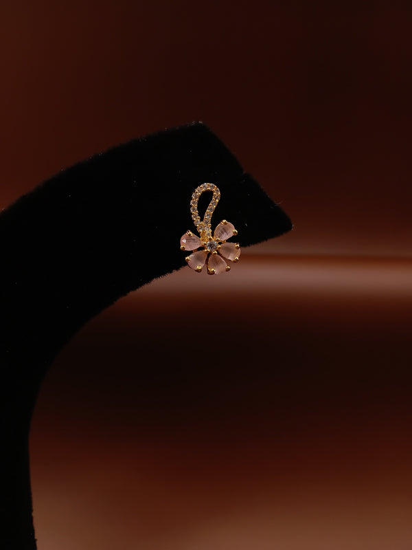 Floral stud earring with gold accents