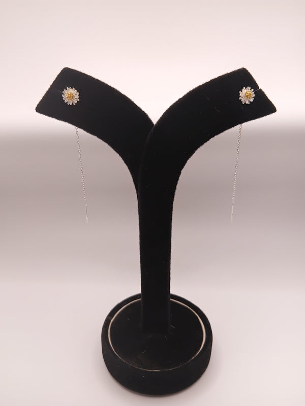 Blossom Drop Daisy Earring