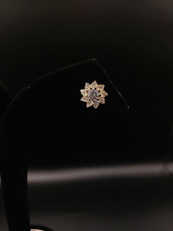 Stunning floral-inspired stud