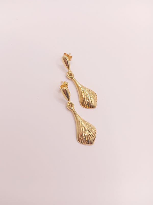 Golden drop dangle earring
