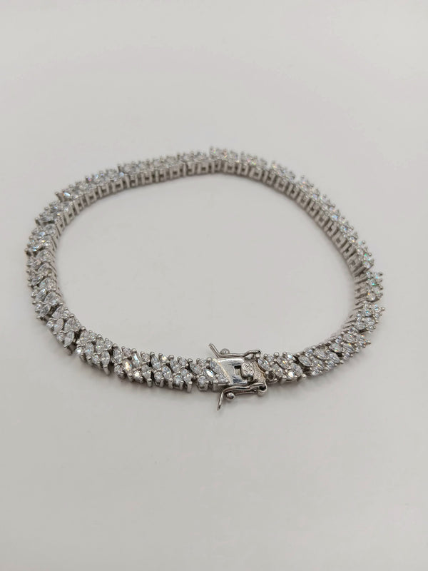 Aurora Twist Bracelet