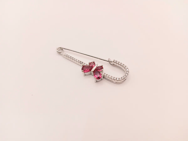 Butterfly design safety pin