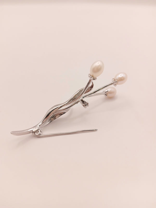 92.5 Silver Pearl Brooch