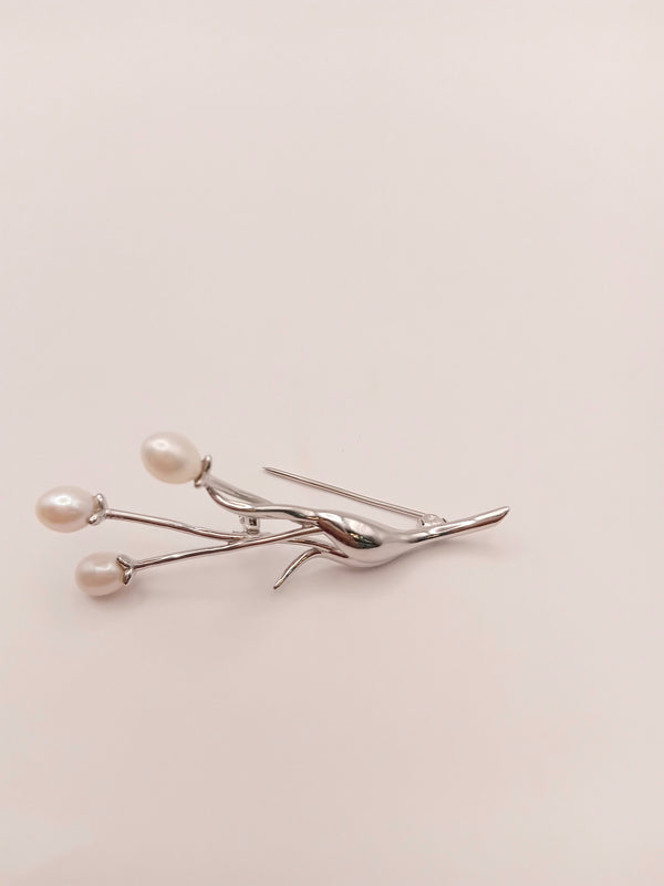 92.5 Silver Pearl Brooch