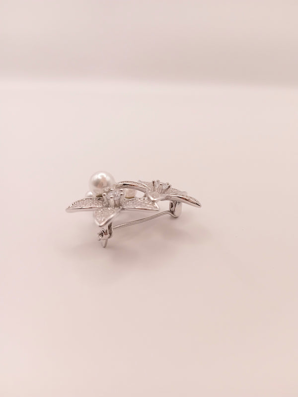 92.5 Silver Pearl Brooch