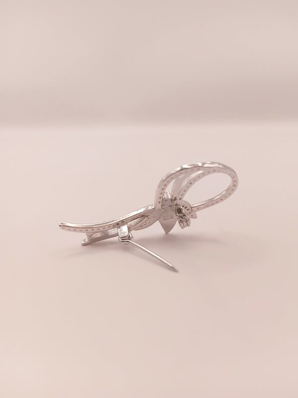 Lustrous Silver Flora Brooch