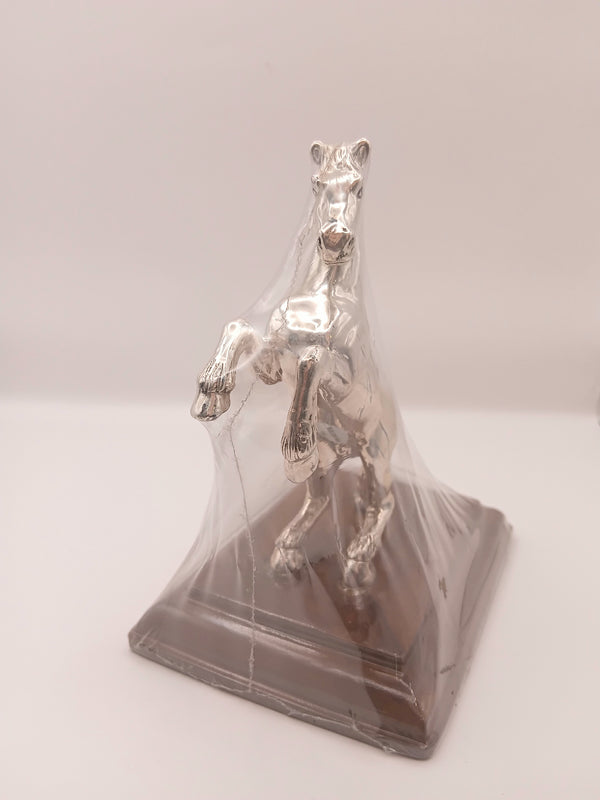 999 Silver Elegant Horse